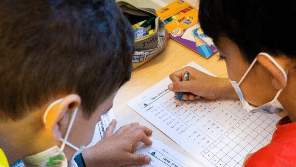 Pourquoi choisir une école maternelle bilingue pour son enfant ?