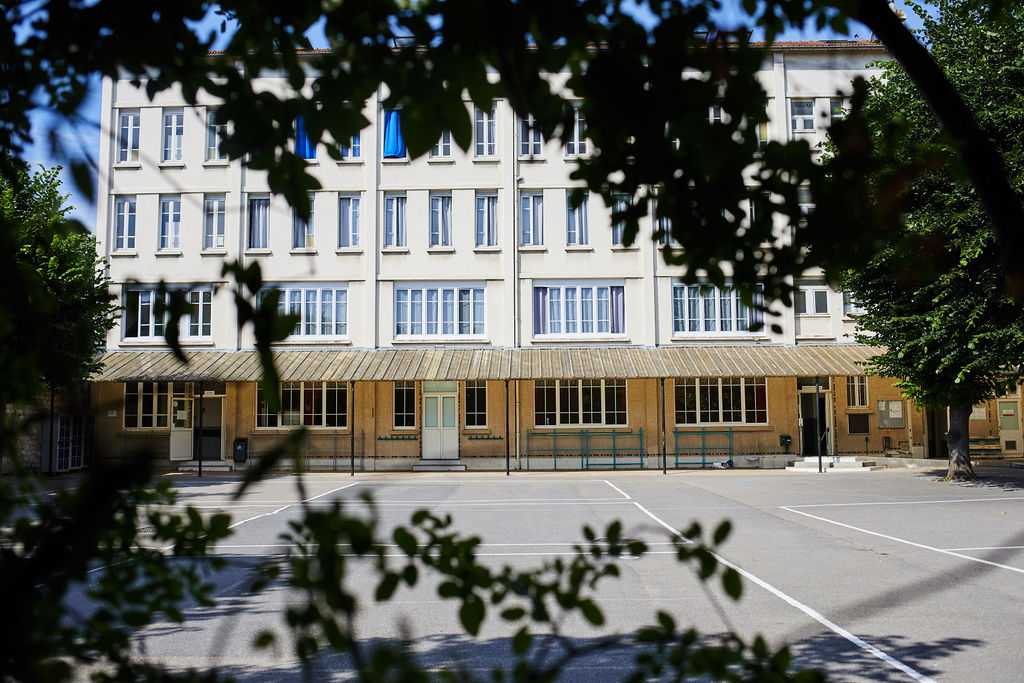 Établissement secondaire de référence